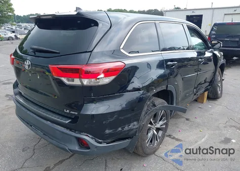 2018 Toyota Highlander Le Plus from USA, damaged, VIN 5TDBZRFH8JS897020